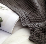 Nordic fringed knit ball blanket wool blanket office air conditioning lunch break blanket shawl blanket sofa leisure blanket blanket